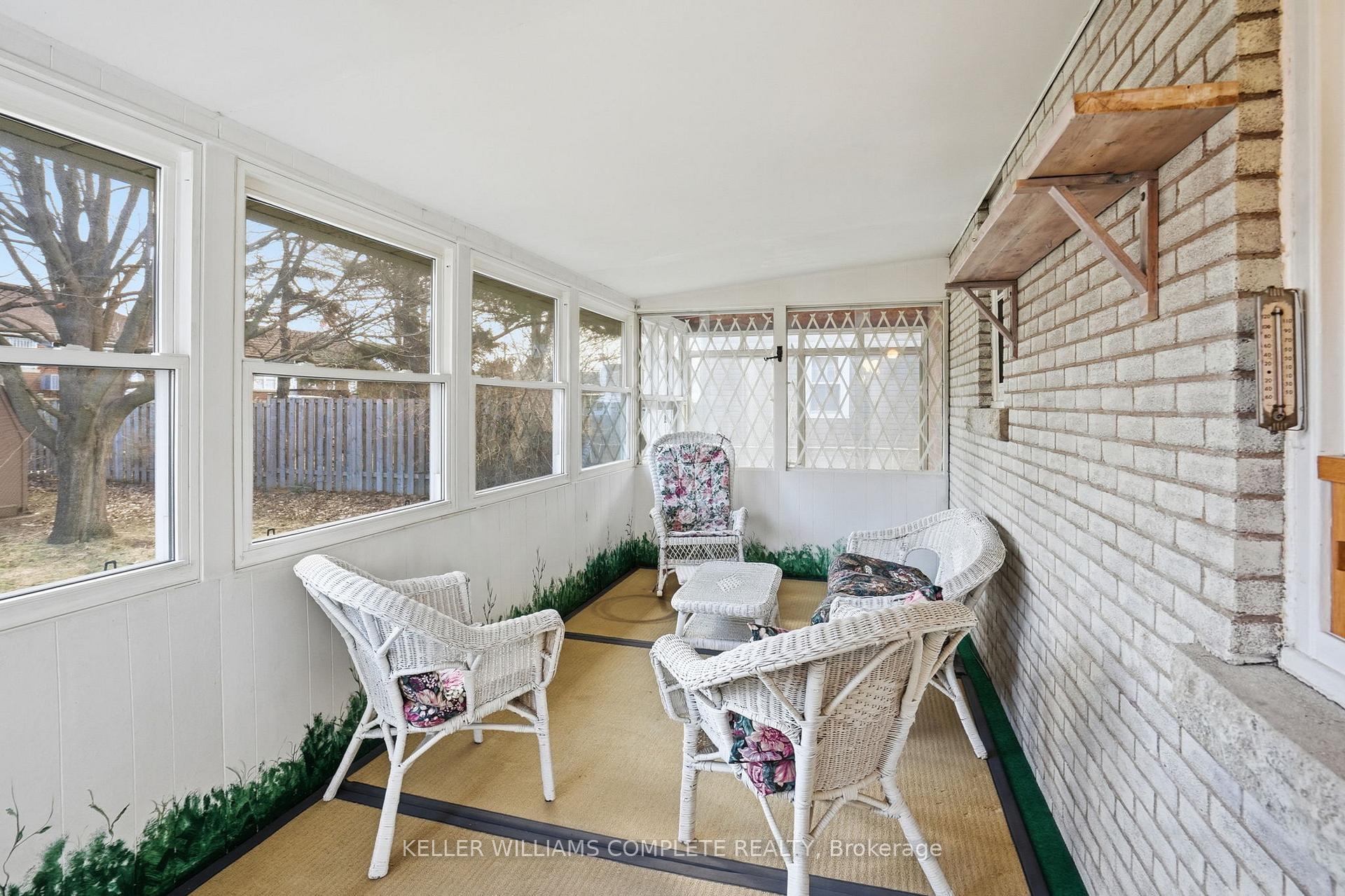 Photo 14 of 7 West 1st Street, Hamilton, Bonnington — HOMEH