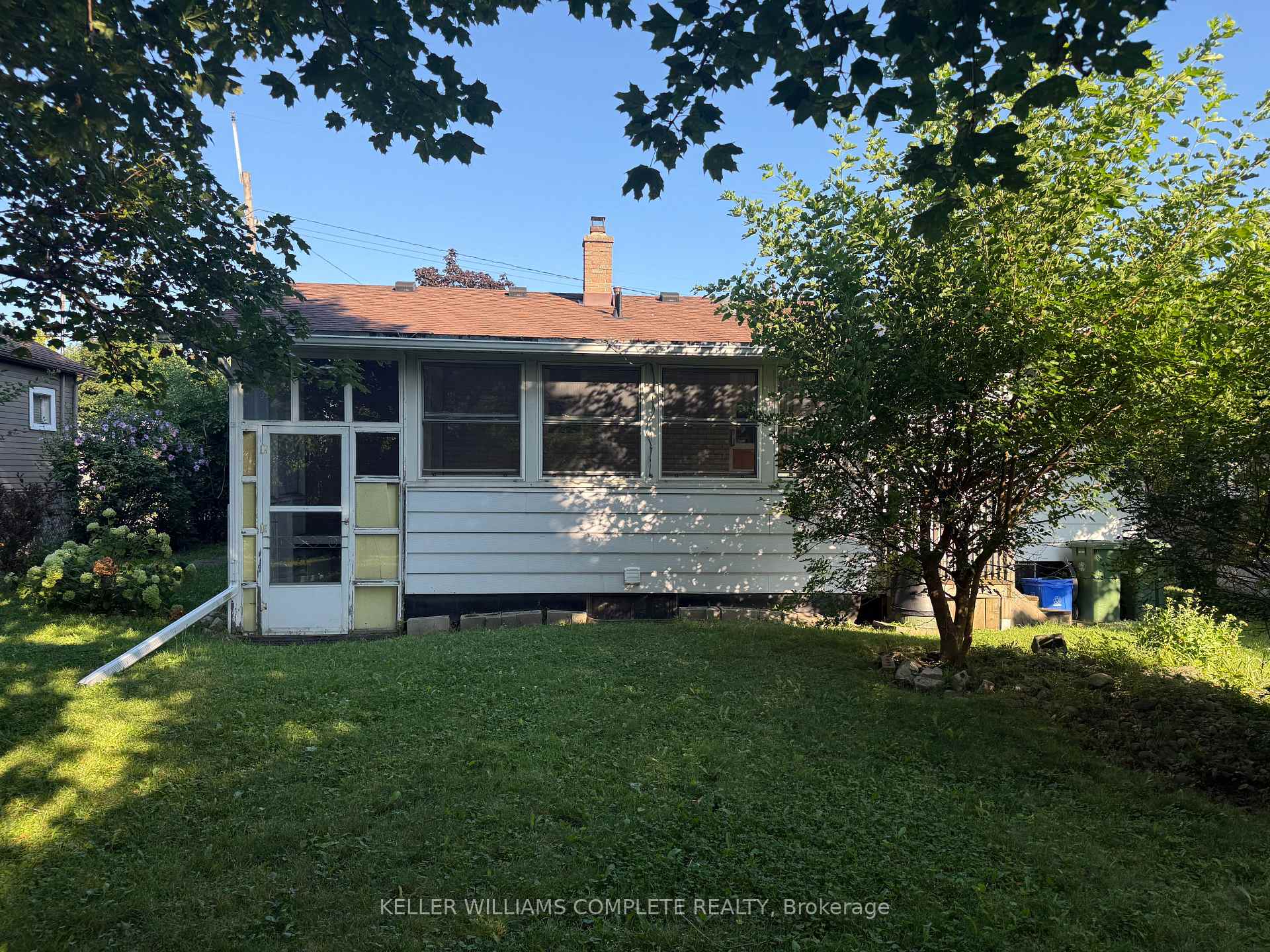 Photo 30 of 7 West 1st Street, Hamilton, Bonnington — HOMEH