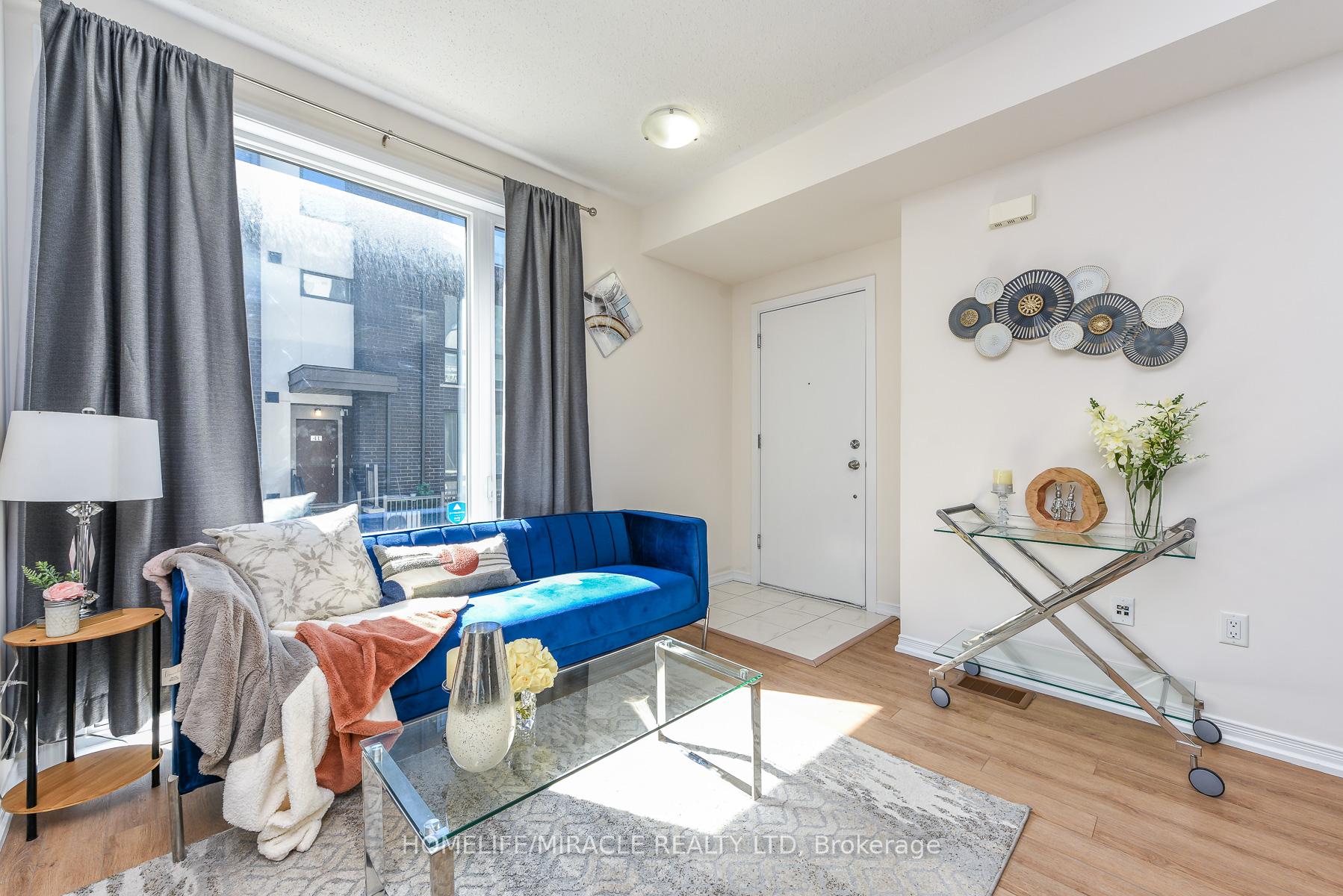 Photo 11 of Unit 122, 32 Fieldway Road, Etobicoke, Islington-City Centre West — HOMEH