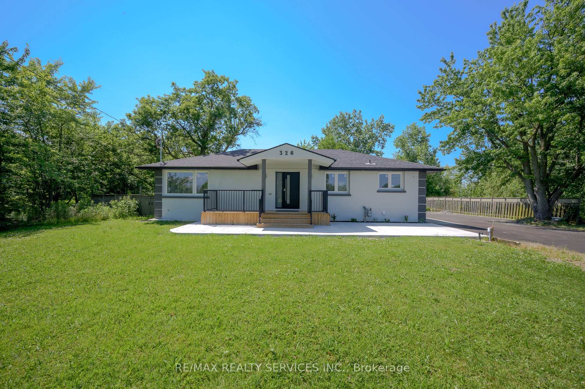 Photo of 326 Mountain Road