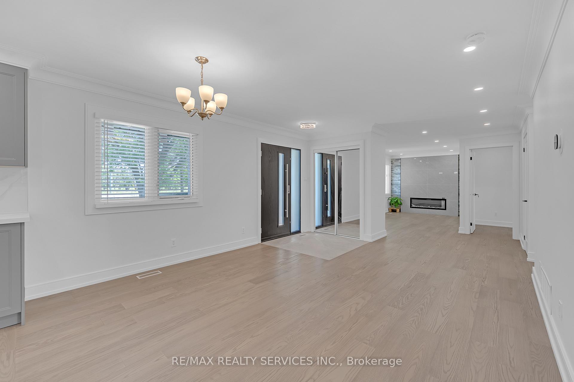 Photo 6 of 326 Mountain Road, Grimsby, Grimsby Escarpment — HOMEH