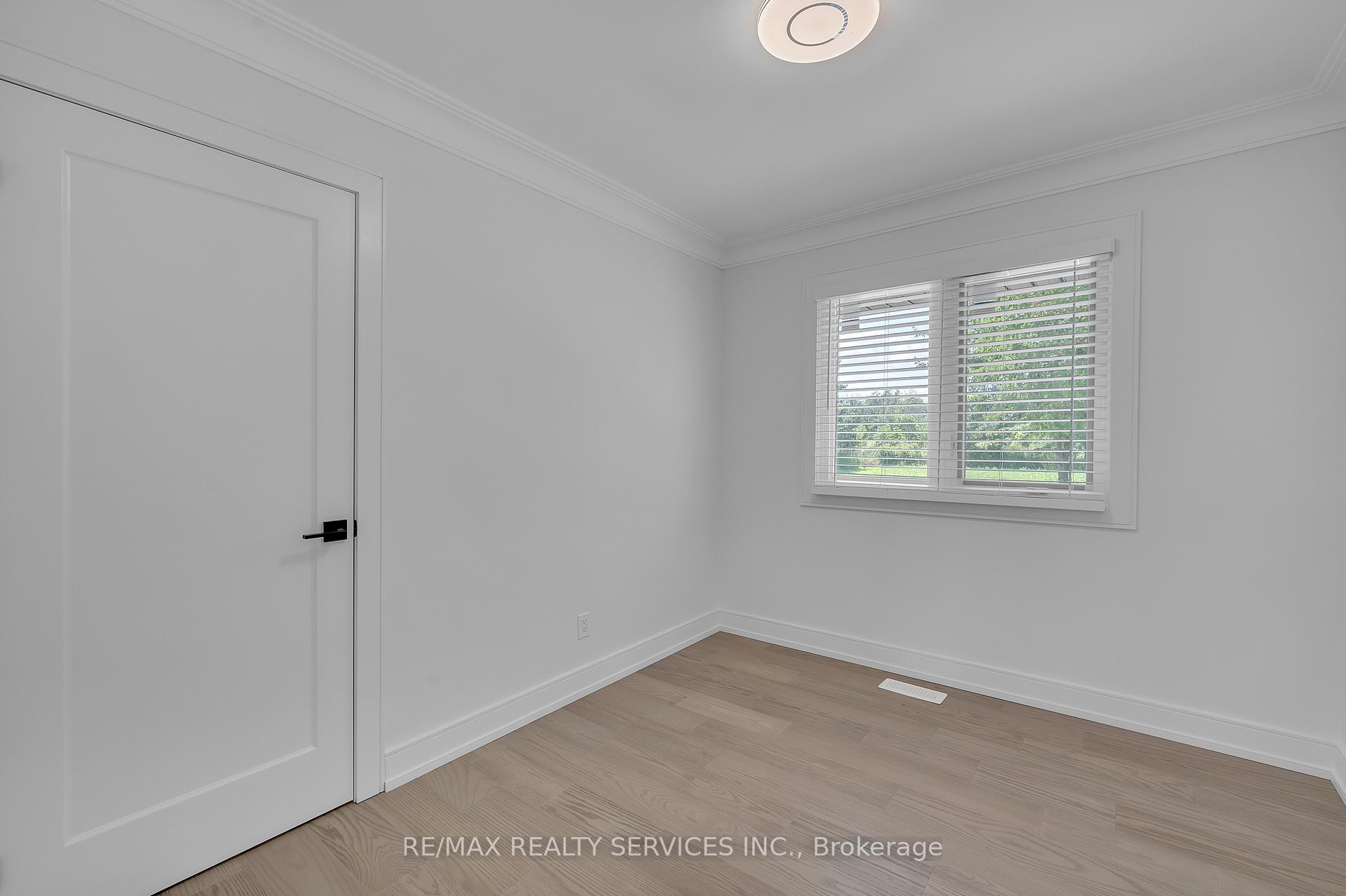 Photo 16 of 326 Mountain Road, Grimsby, Grimsby Escarpment — HOMEH