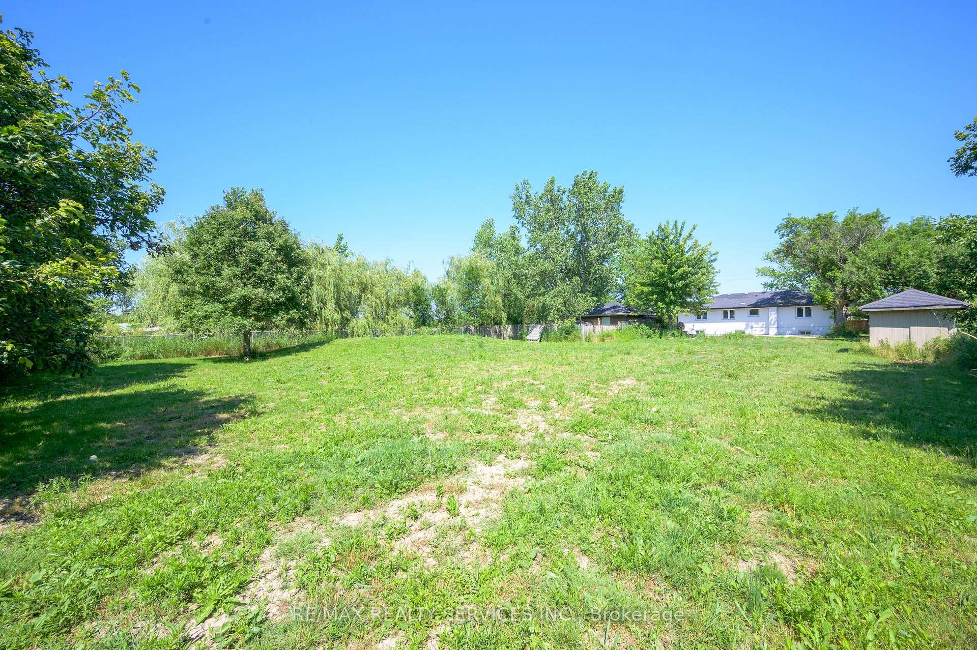 Photo 33 of 326 Mountain Road, Grimsby, Grimsby Escarpment — HOMEH