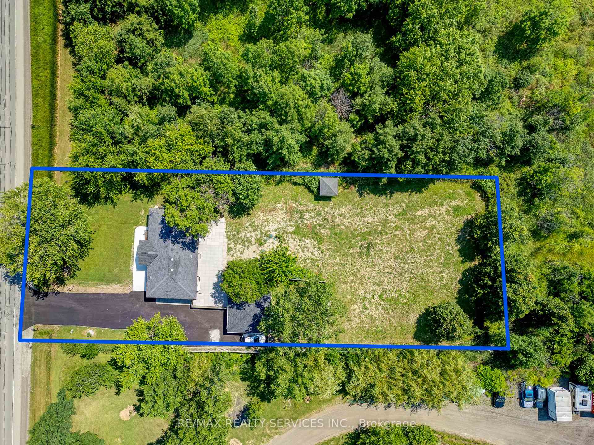 Photo 40 of 326 Mountain Road, Grimsby, Grimsby Escarpment — HOMEH