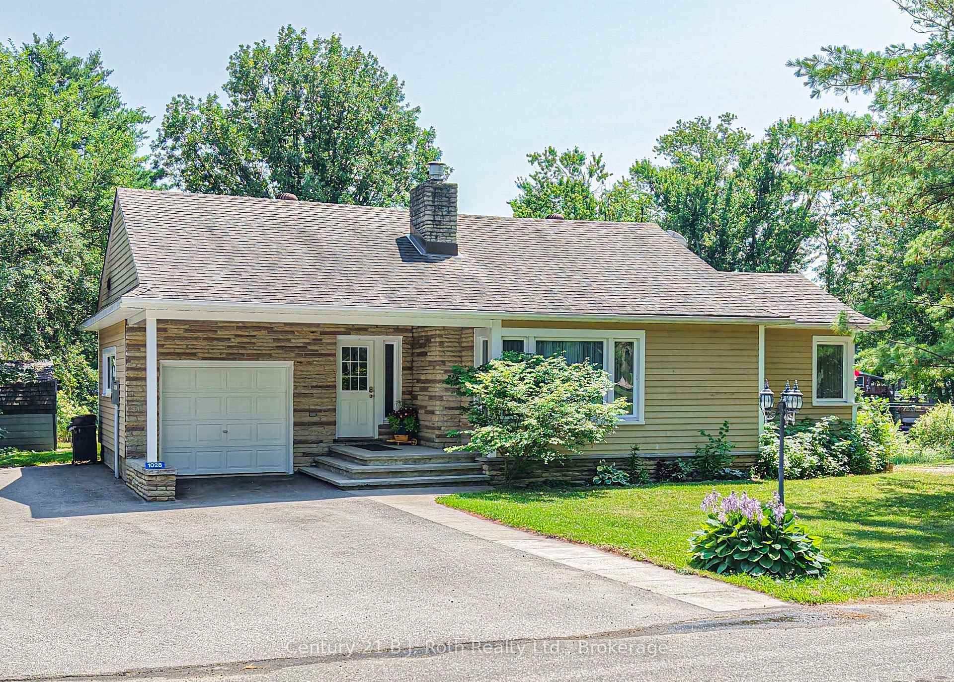 Photo of 1028 Cowbell Lane