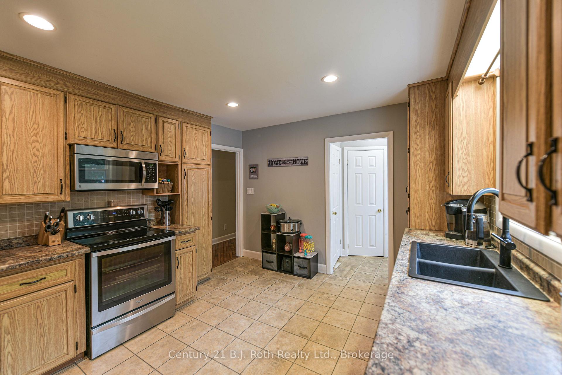Photo 33 of 1028 Cowbell Lane, Gravenhurst, Morrison — HOMEH