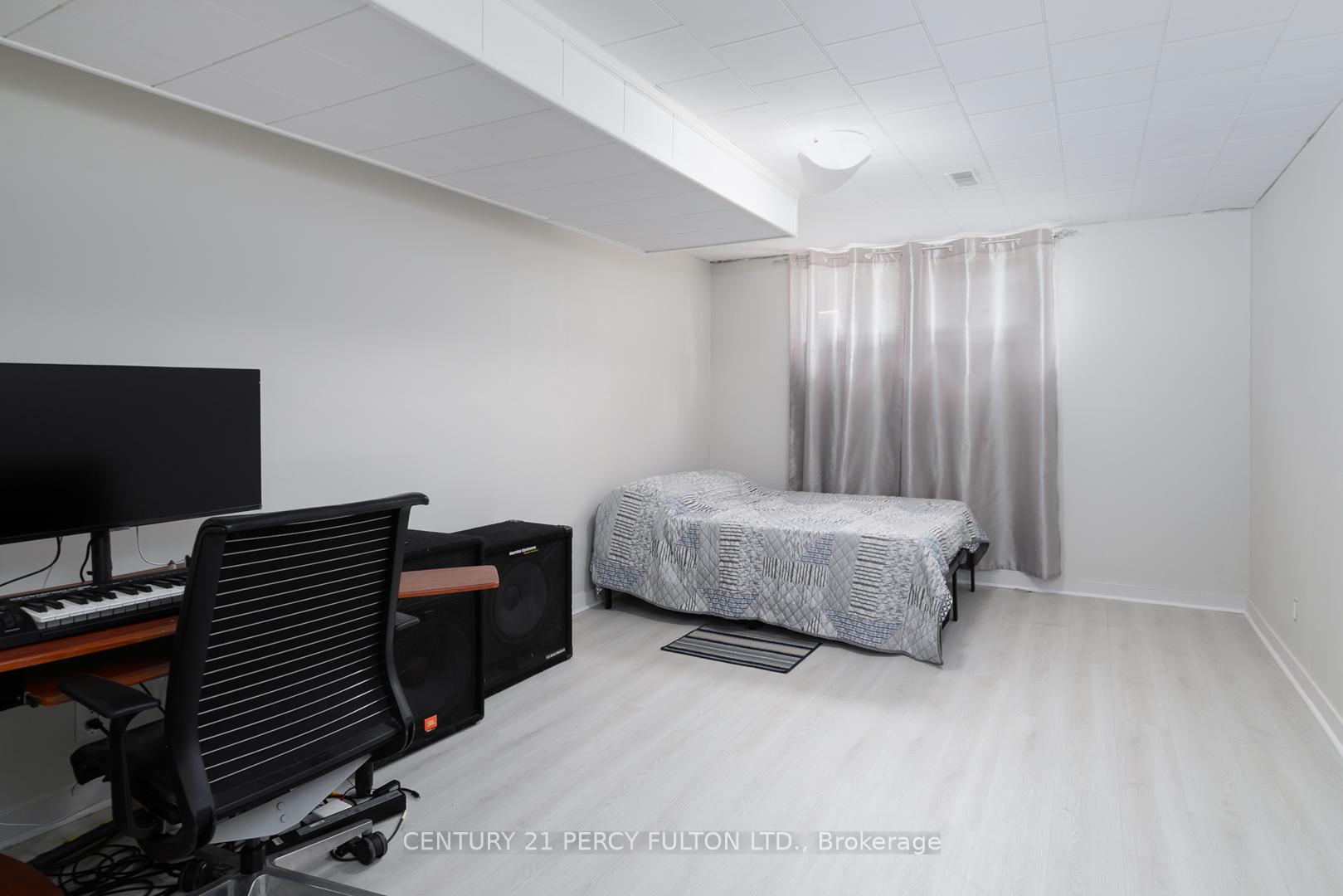 Photo 16 of 12 Northwood Crescent, Belleville, Belleville Ward — HOMEH