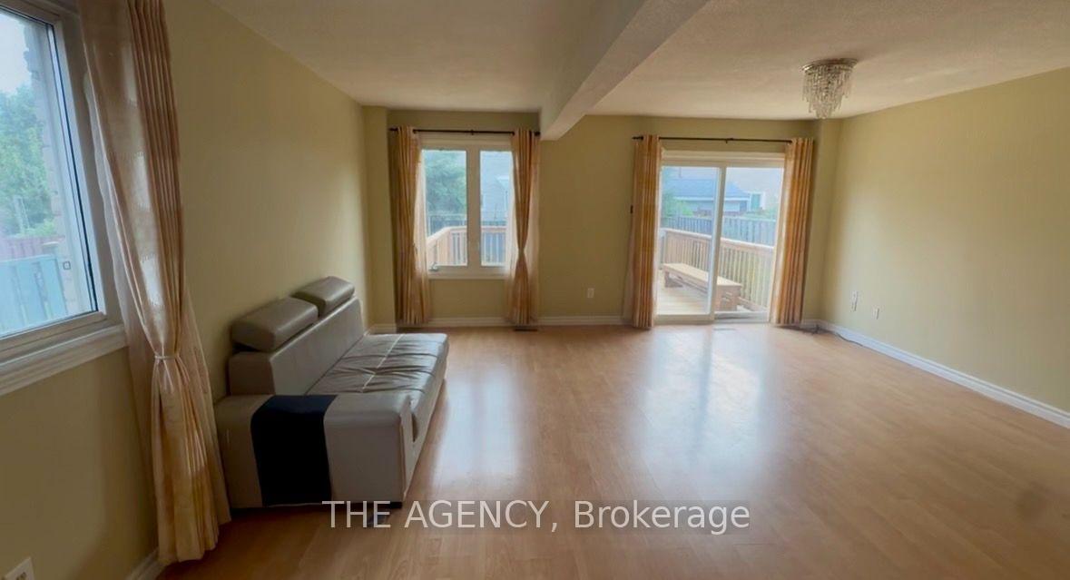 Photo 3 of 14 Clydesdale Road, Markham, Milliken Mills West — HOMEH