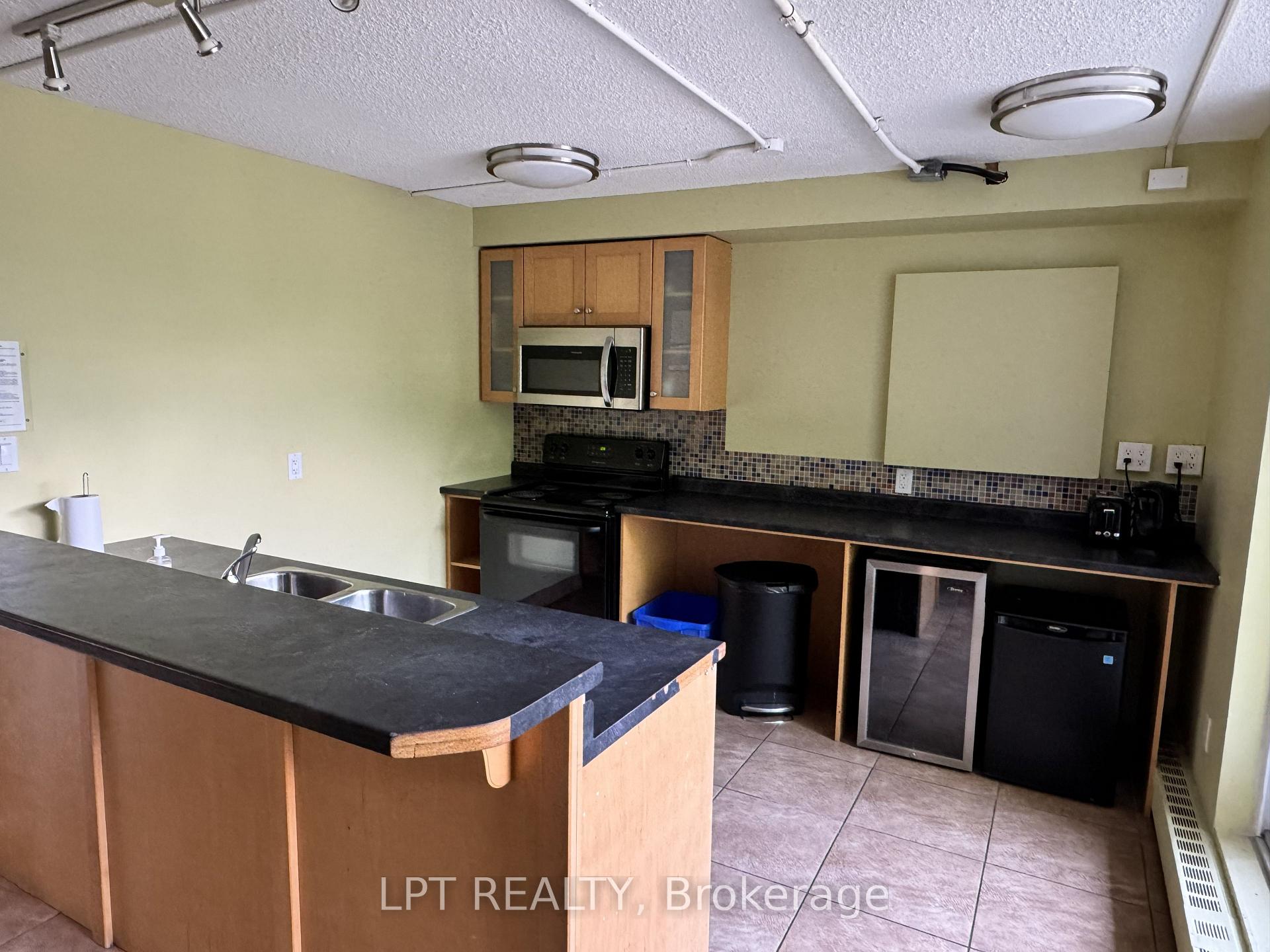 Photo 27 of Unit 512, 350 Quigley Road, Hamilton, Vincent — HOMEH