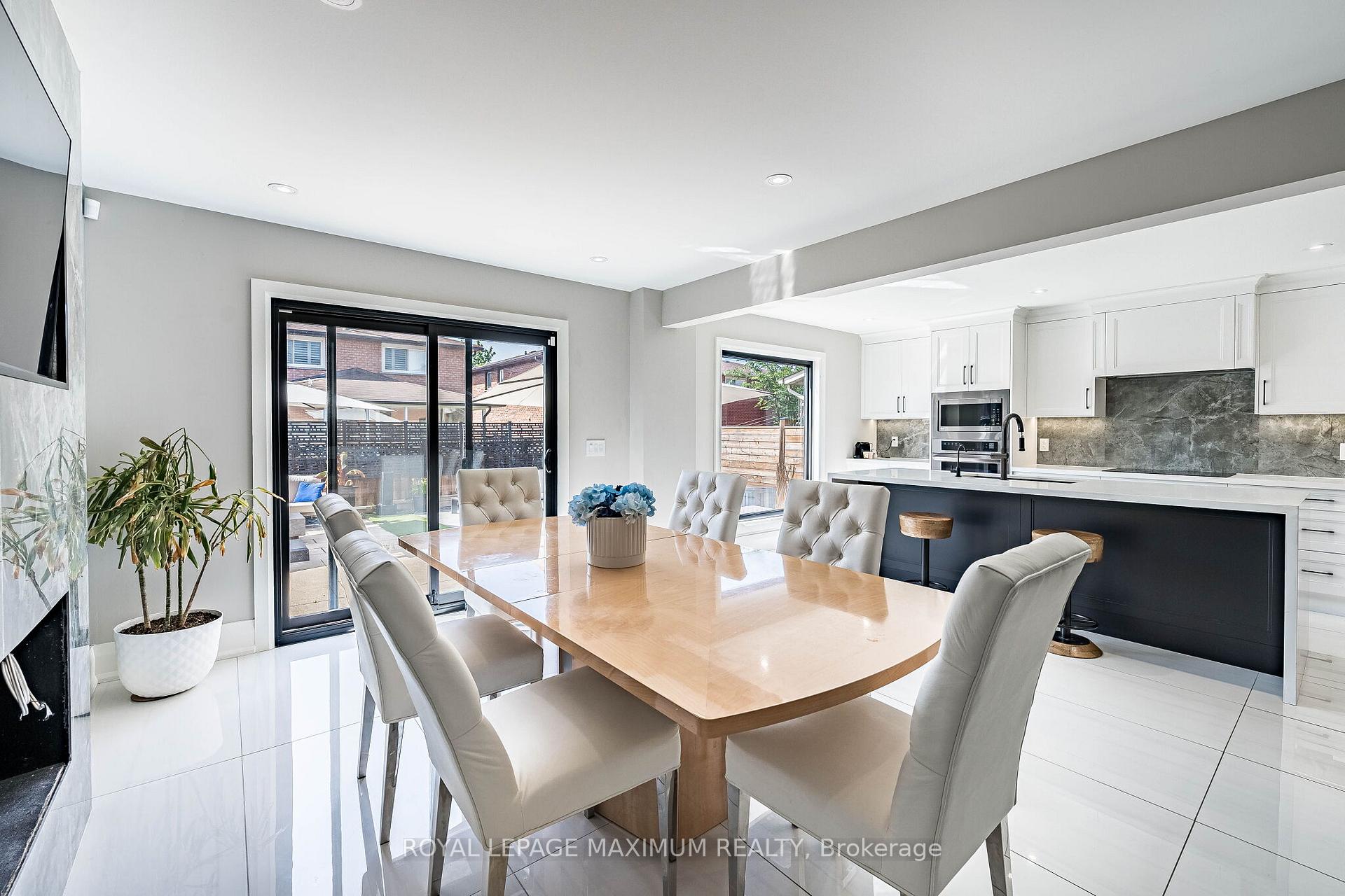 Photo 21 of 138 Jackman Crescent, Vaughan, West Woodbridge — HOMEH