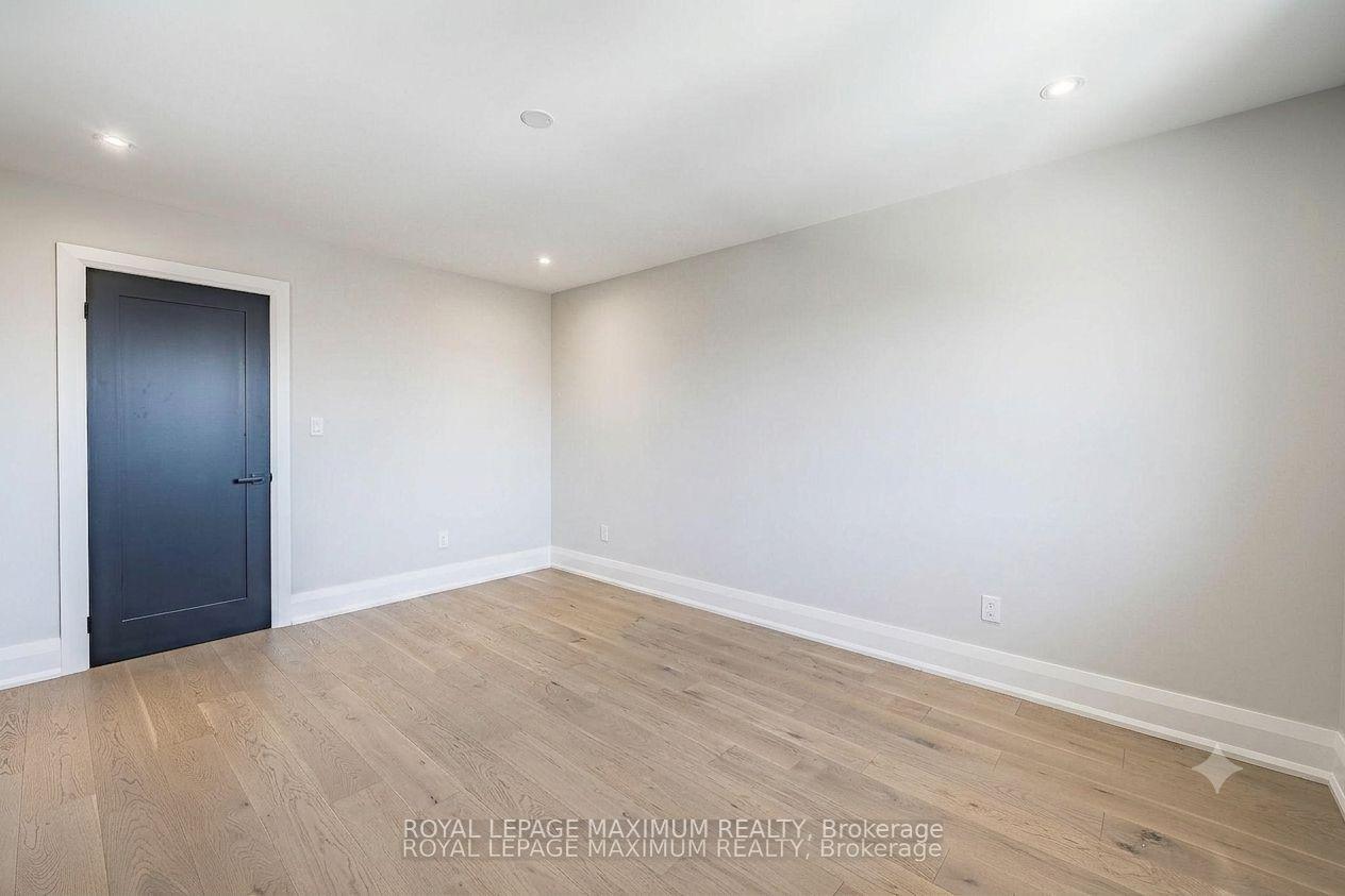Photo 33 of 138 Jackman Crescent, Vaughan, West Woodbridge — HOMEH