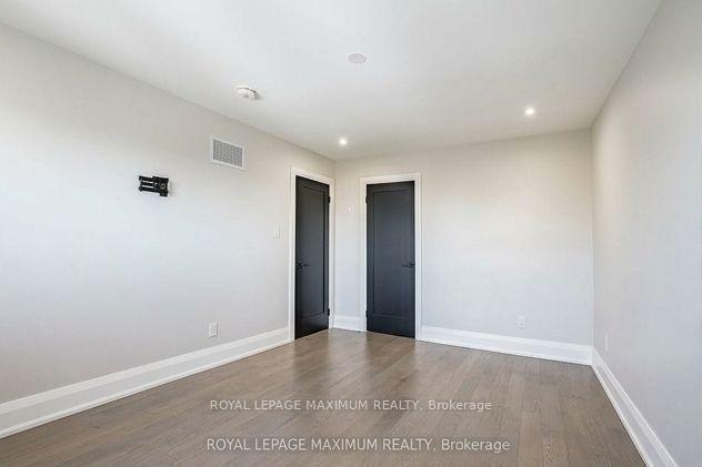 Photo 34 of 138 Jackman Crescent, Vaughan, West Woodbridge — HOMEH