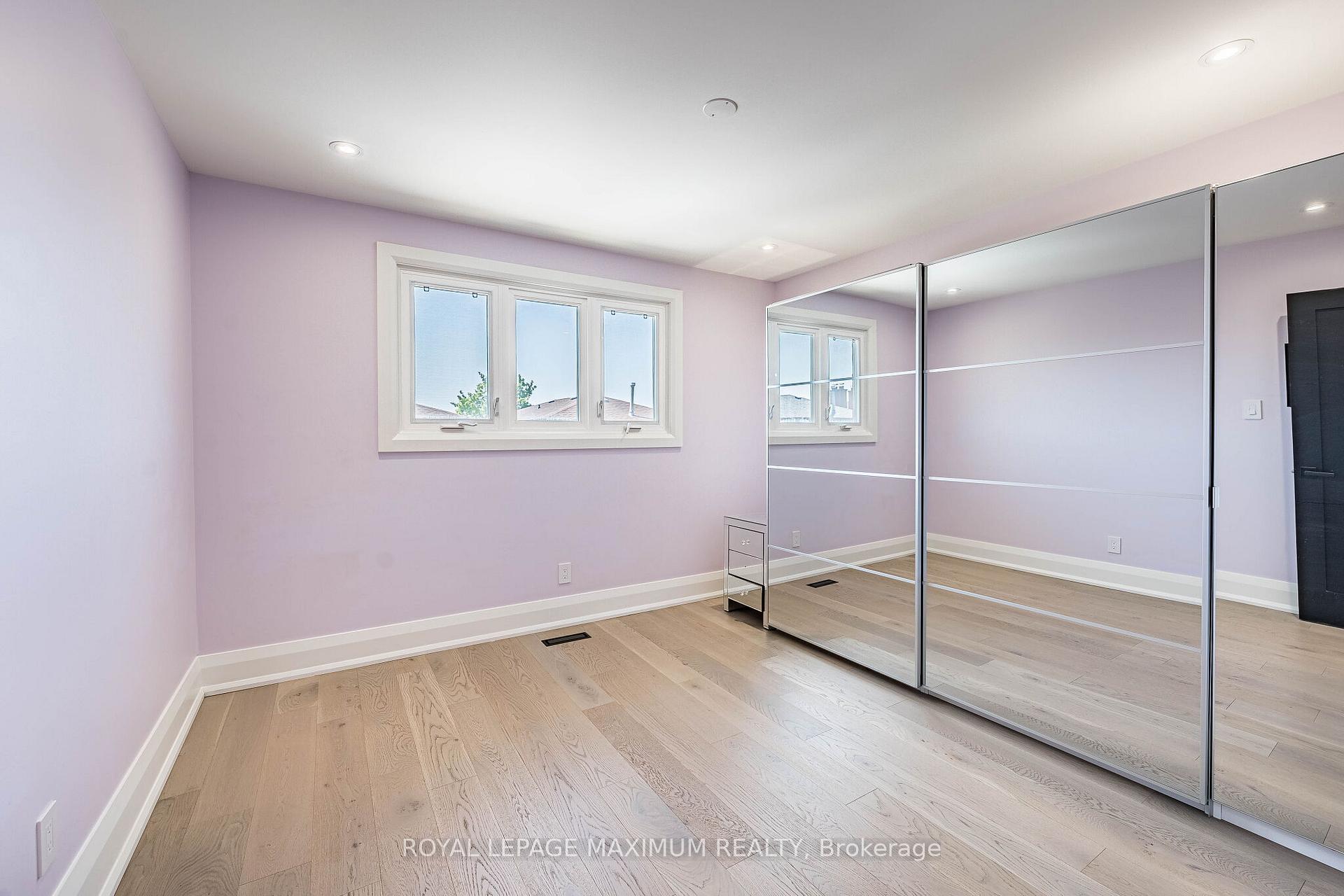 Photo 35 of 138 Jackman Crescent, Vaughan, West Woodbridge — HOMEH