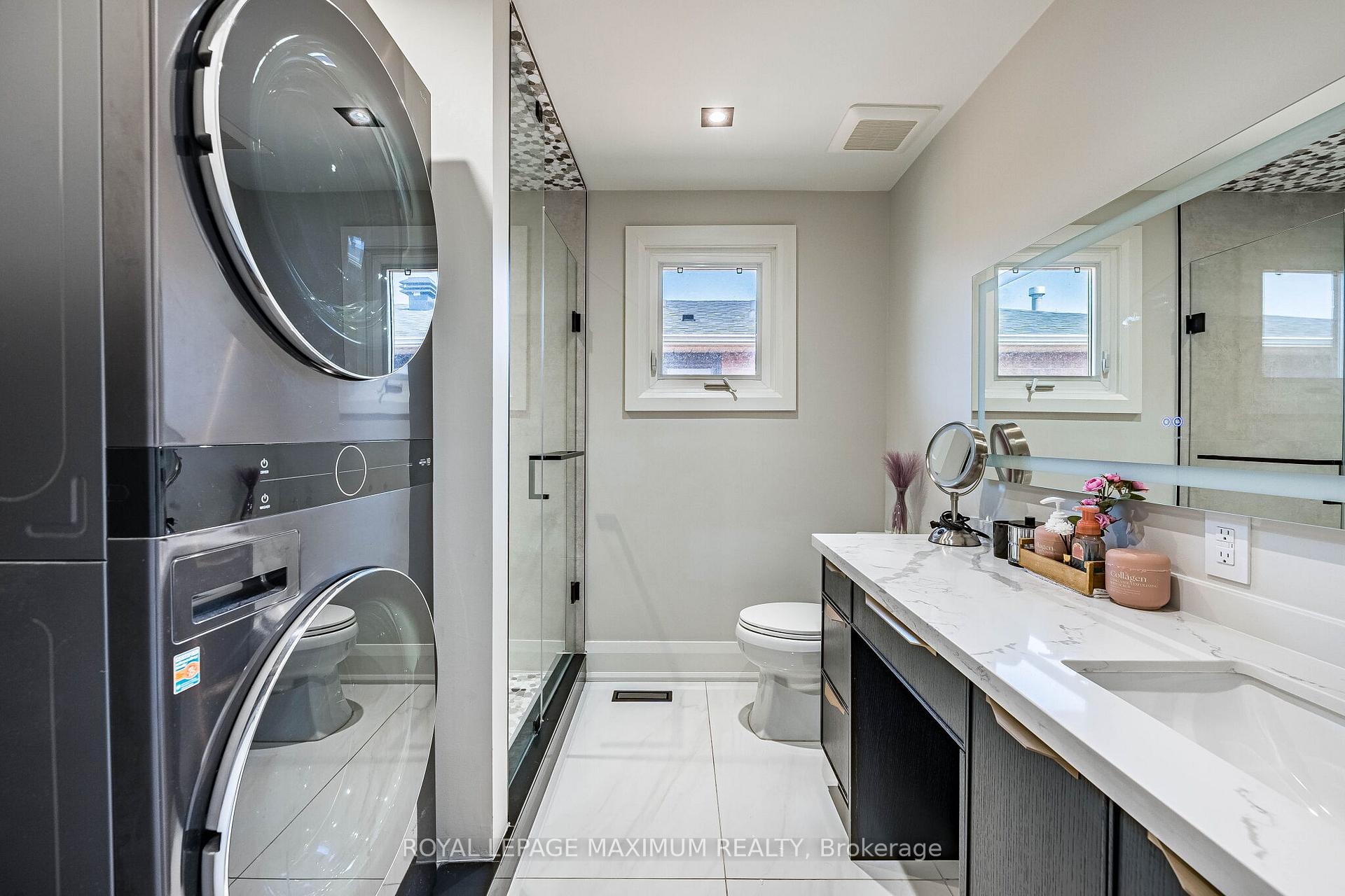 Photo 39 of 138 Jackman Crescent, Vaughan, West Woodbridge — HOMEH