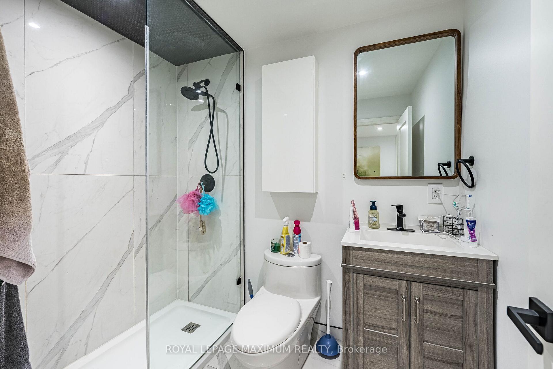 Photo 46 of 138 Jackman Crescent, Vaughan, West Woodbridge — HOMEH