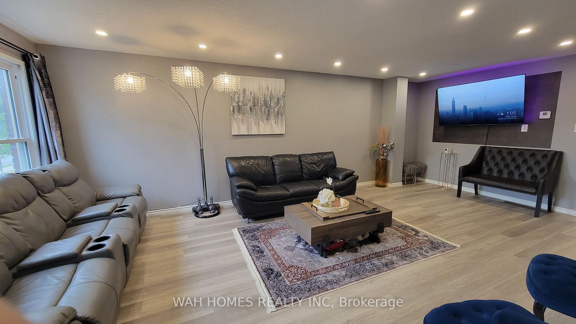 Front of Unit 40, 51 Sholto Drive