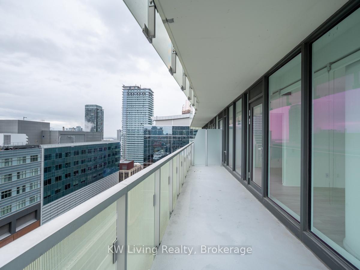 Photo 13 of Unit 2102, 197 Yonge Street, Toronto, Church-Yonge Corridor — HOMEH