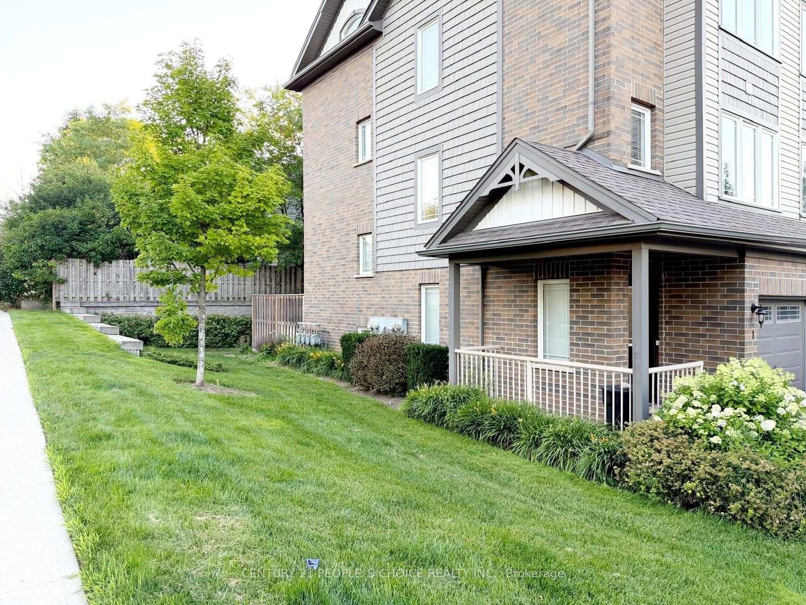 Photo 3 of Unit 1, 12 Poplar Drive, Cambridge, Silver Heights — HOMEH