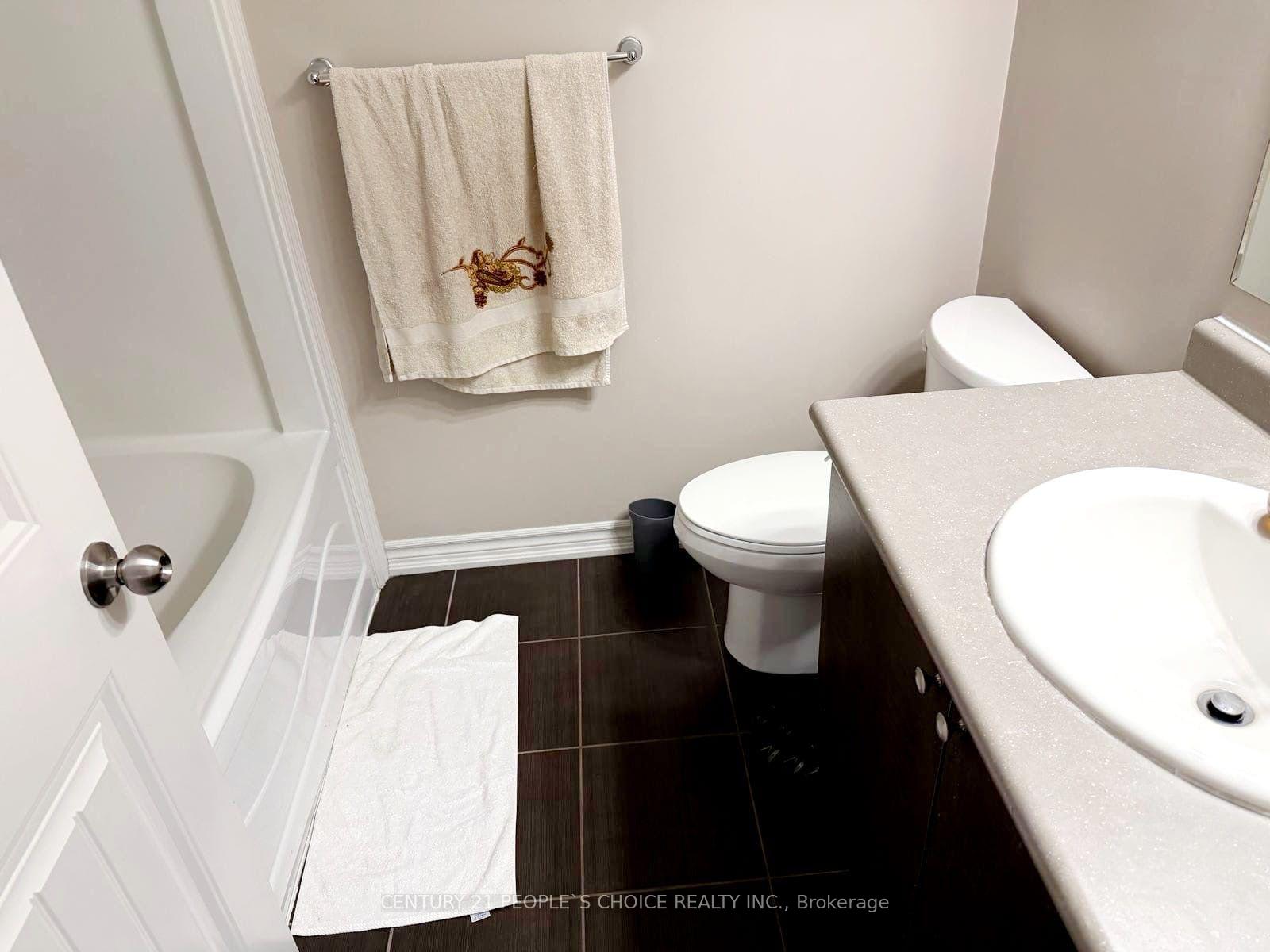 Photo 11 of Unit 1, 12 Poplar Drive, Cambridge, Silver Heights — HOMEH