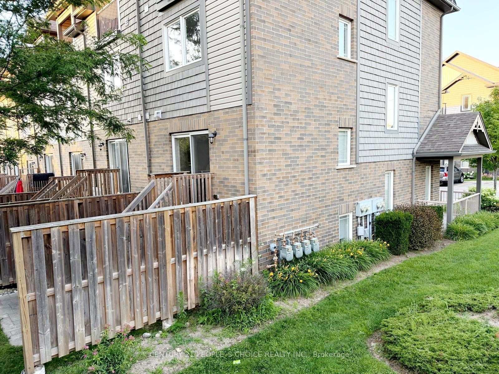 Photo 14 of Unit 1, 12 Poplar Drive, Cambridge, Silver Heights — HOMEH