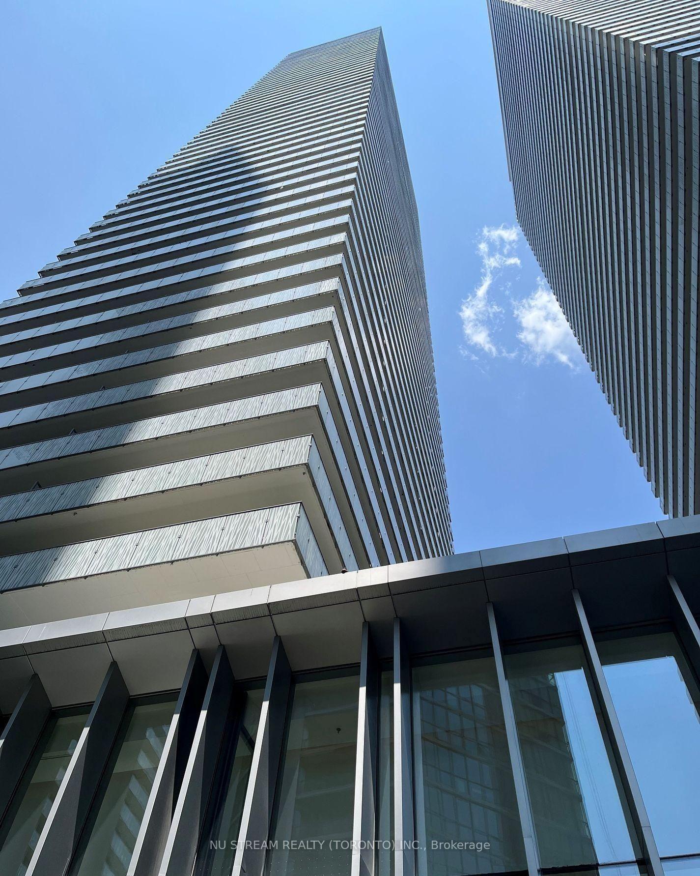 Photo 3 of Unit 4501, 42 Charles Street E, Toronto, Church-Yonge Corridor — HOMEH