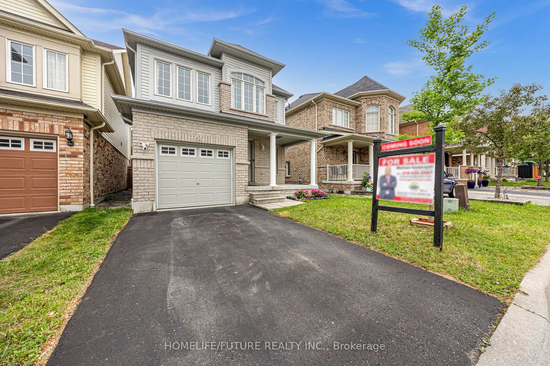 Photo 2 of 54 Oswell Drive, Ajax, Northeast Ajax — HOMEH