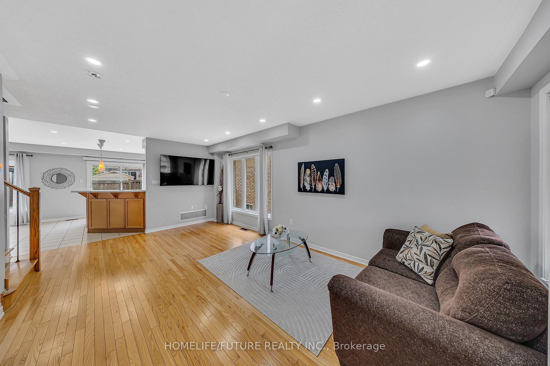 Photo 6 of 54 Oswell Drive, Ajax, Northeast Ajax — HOMEH