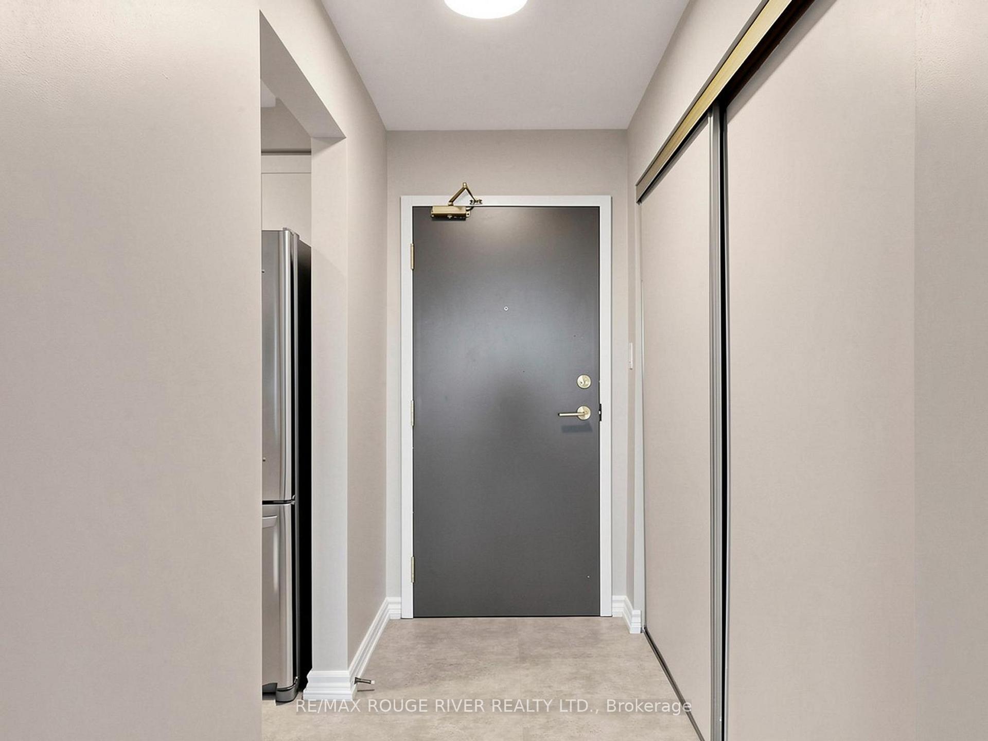 Photo 6 of Unit 315, 191 Lake Driveway, Ajax, South West — HOMEH