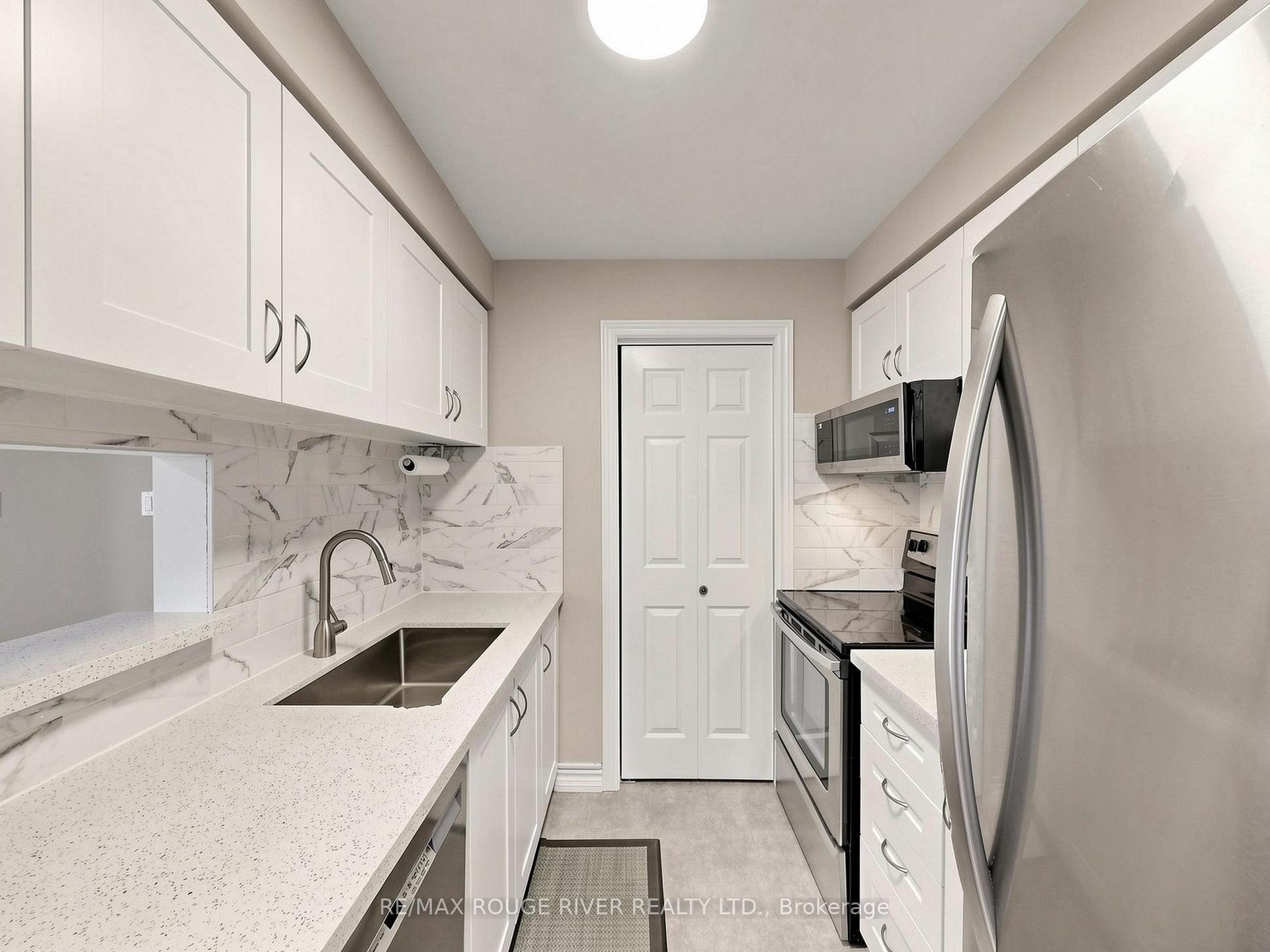Photo 11 of Unit 315, 191 Lake Driveway, Ajax, South West — HOMEH