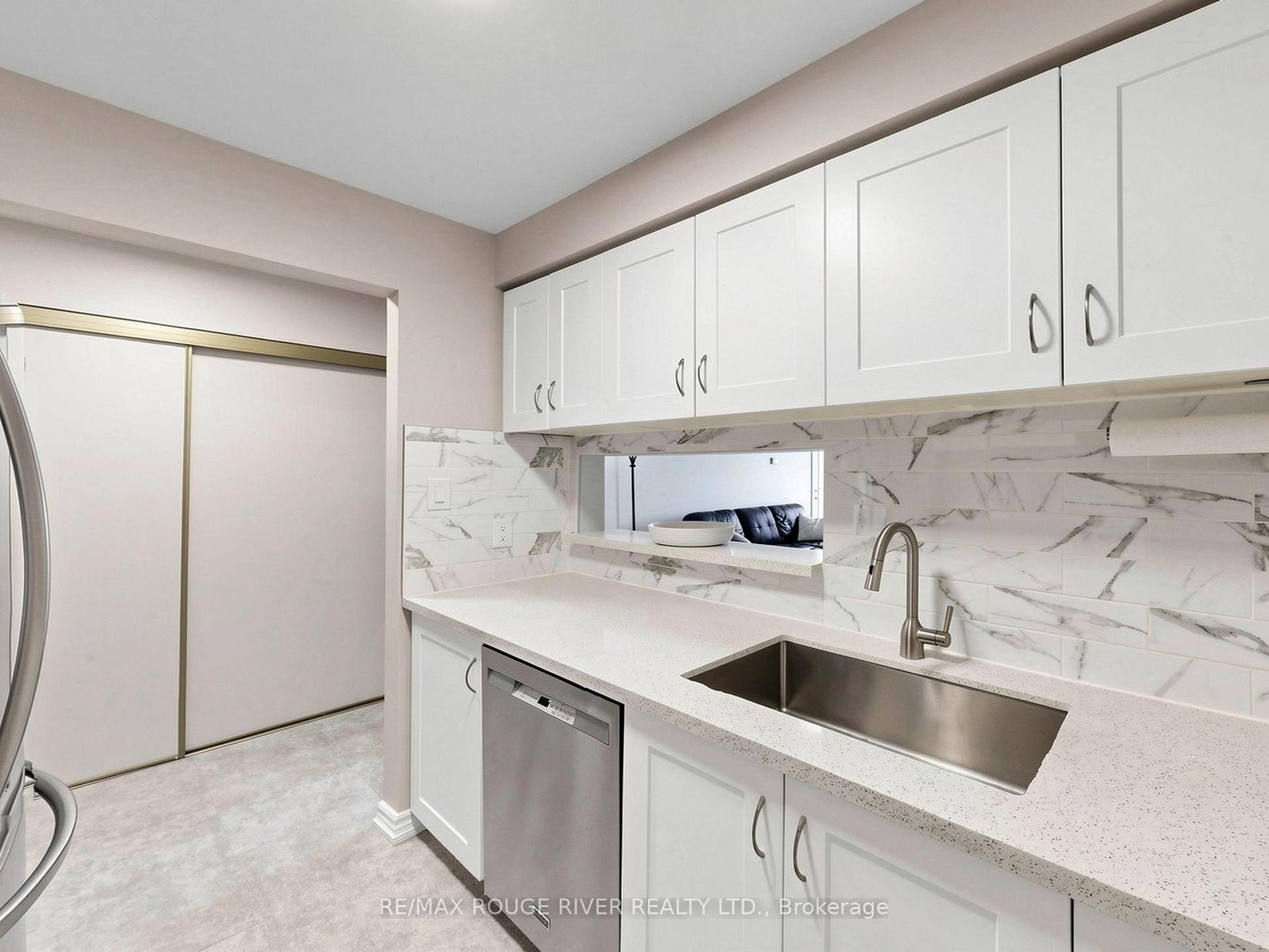 Photo 12 of Unit 315, 191 Lake Driveway, Ajax, South West — HOMEH