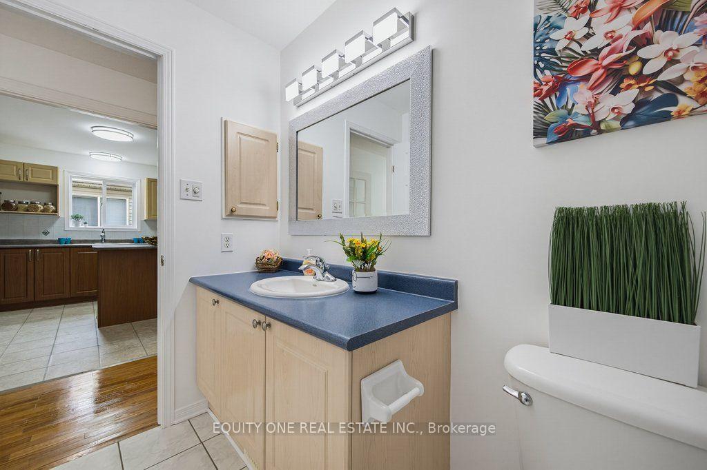 Photo 21 of 143 Castle Glen Crescent, Ottawa, Kanata - Glencairn/Hazeldean — HOMEH