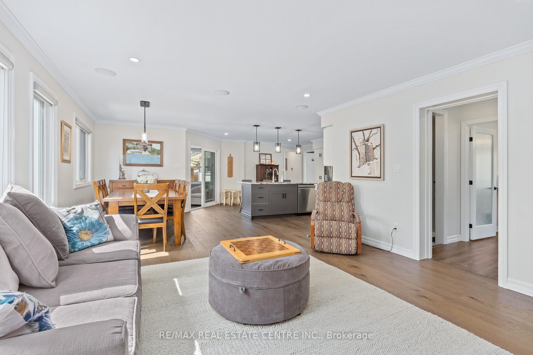 Photo 16 of 42 Ridgeway Avenue, Guelph, Pineridge/Westminster Woods — HOMEH