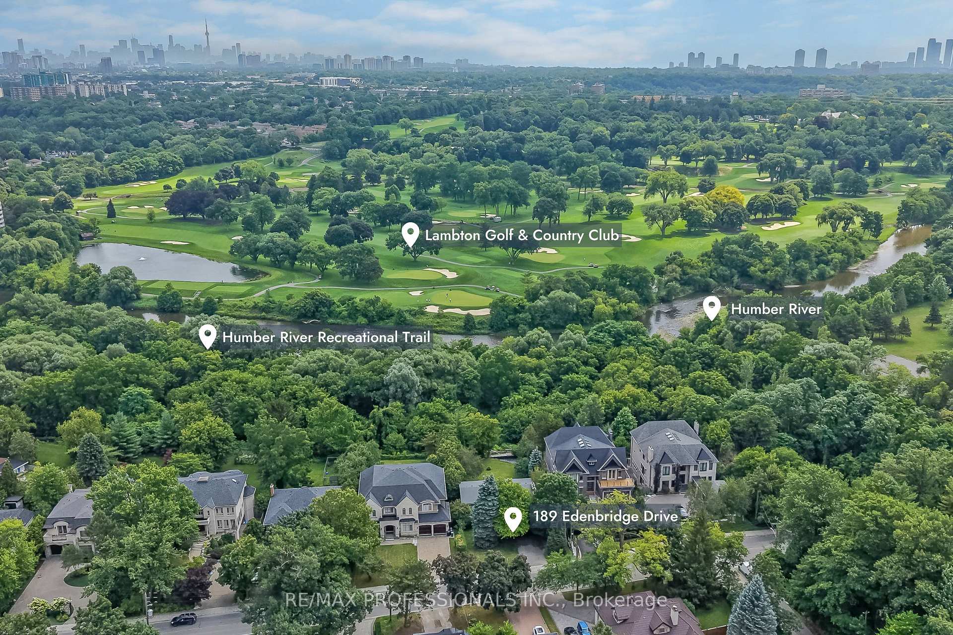 Photo 39 of 189 Edenbridge Drive, Etobicoke, Edenbridge-Humber Valley — HOMEH