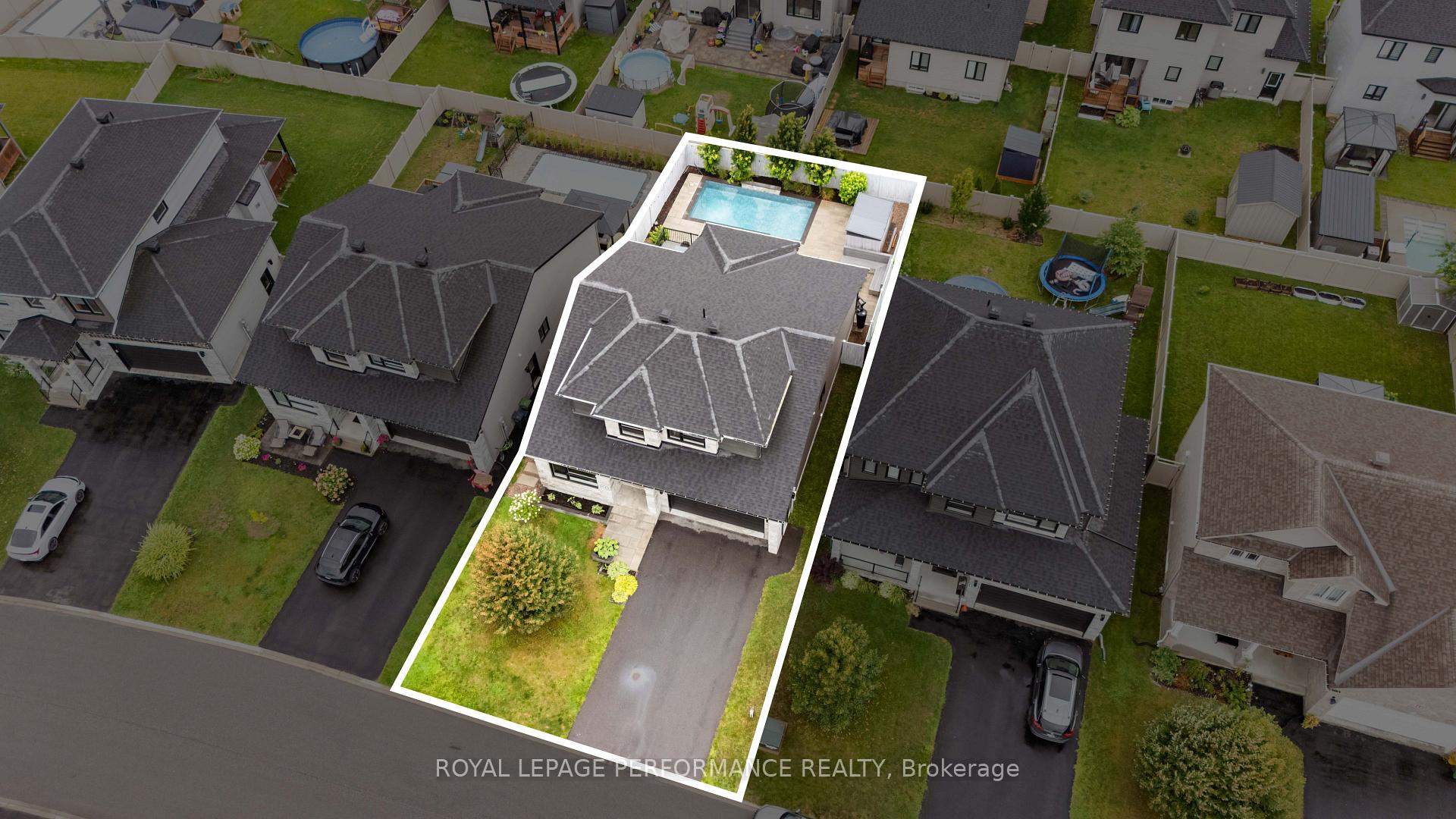 Photo 4 of 441 Bruges Street, Russell, Embrun — HOMEH