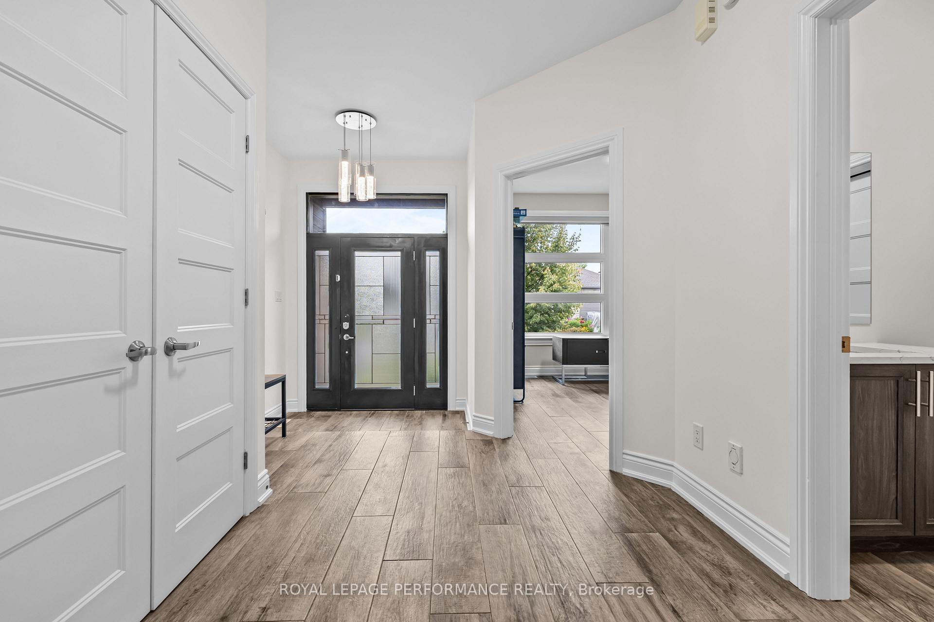 Photo 7 of 441 Bruges Street, Russell, Embrun — HOMEH