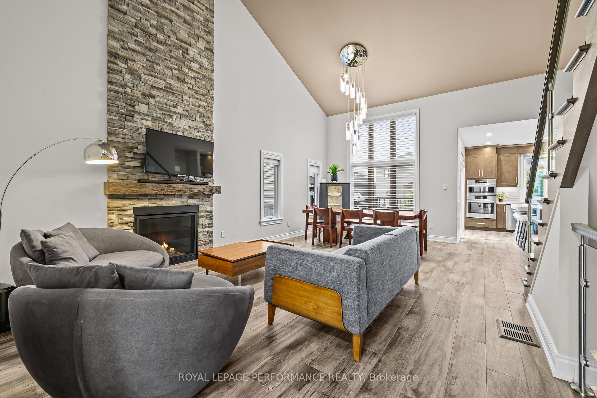 Photo 8 of 441 Bruges Street, Russell, Embrun — HOMEH
