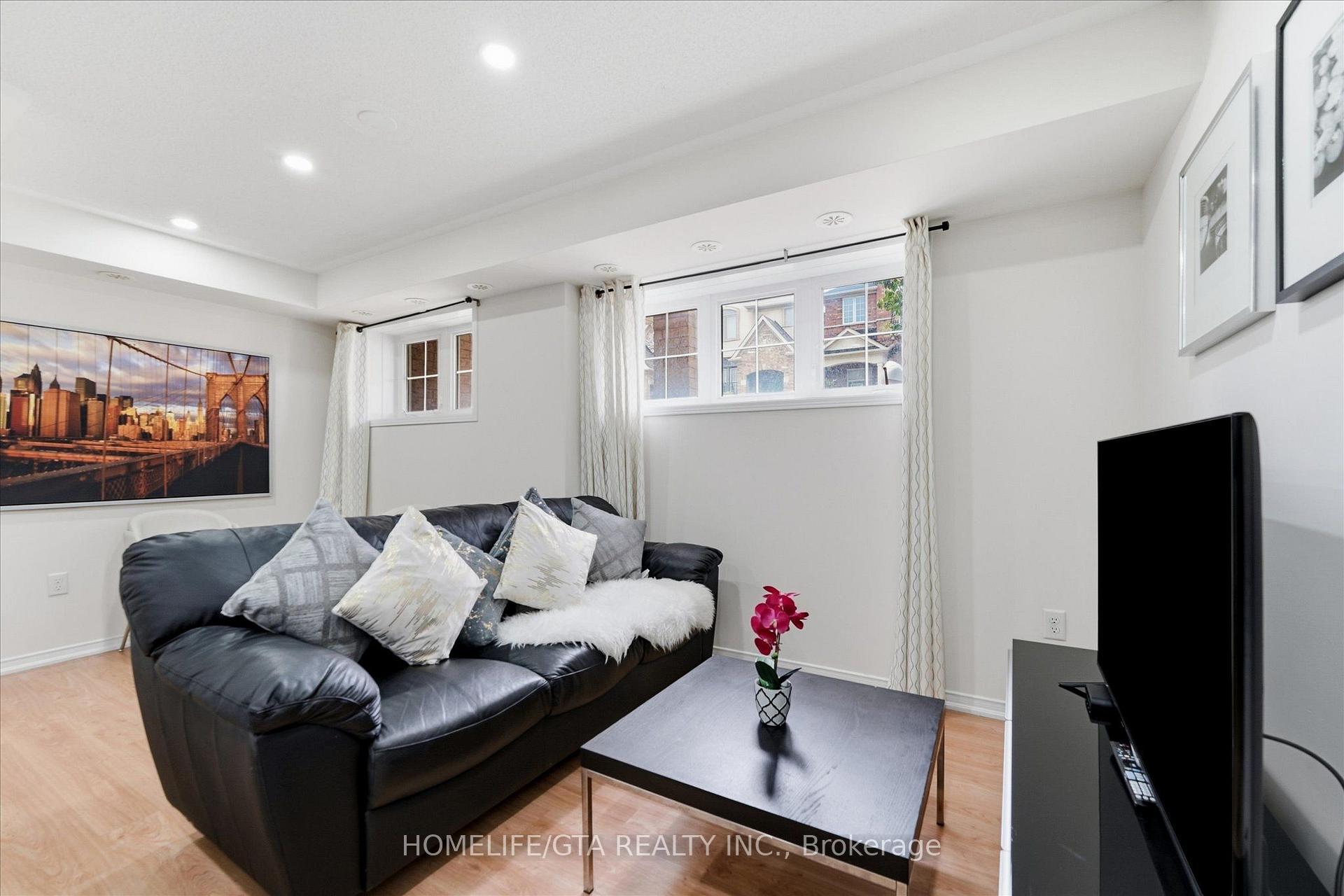 Photo 14 of Unit 3, 157 Isaac Devins Boulevard, North York, Humberlea-Pelmo Park — HOMEH