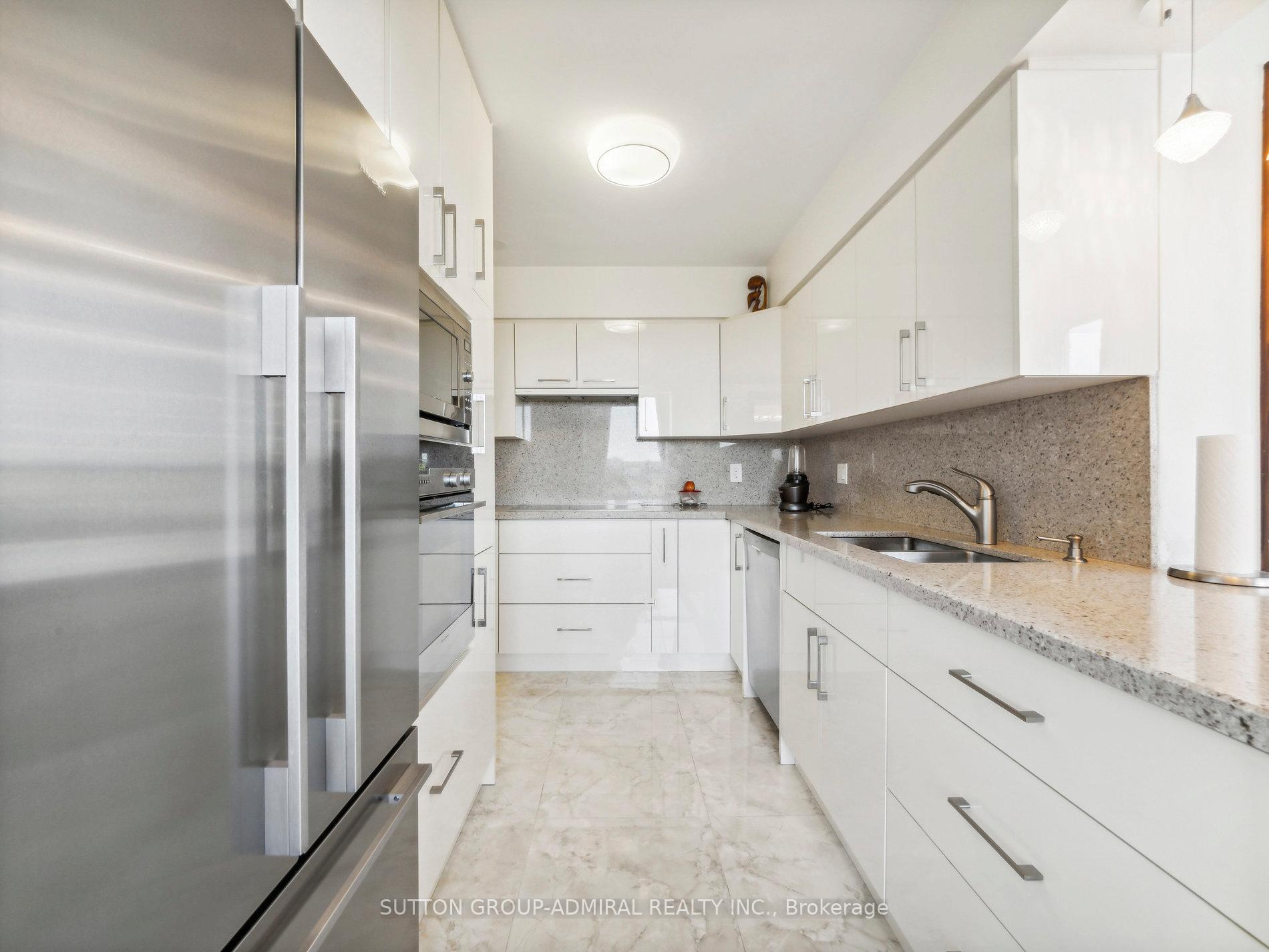 Photo 9 of Unit 604, 7 Townsgate Drive, Vaughan, Crestwood-Springfarm-Yorkhill — HOMEH