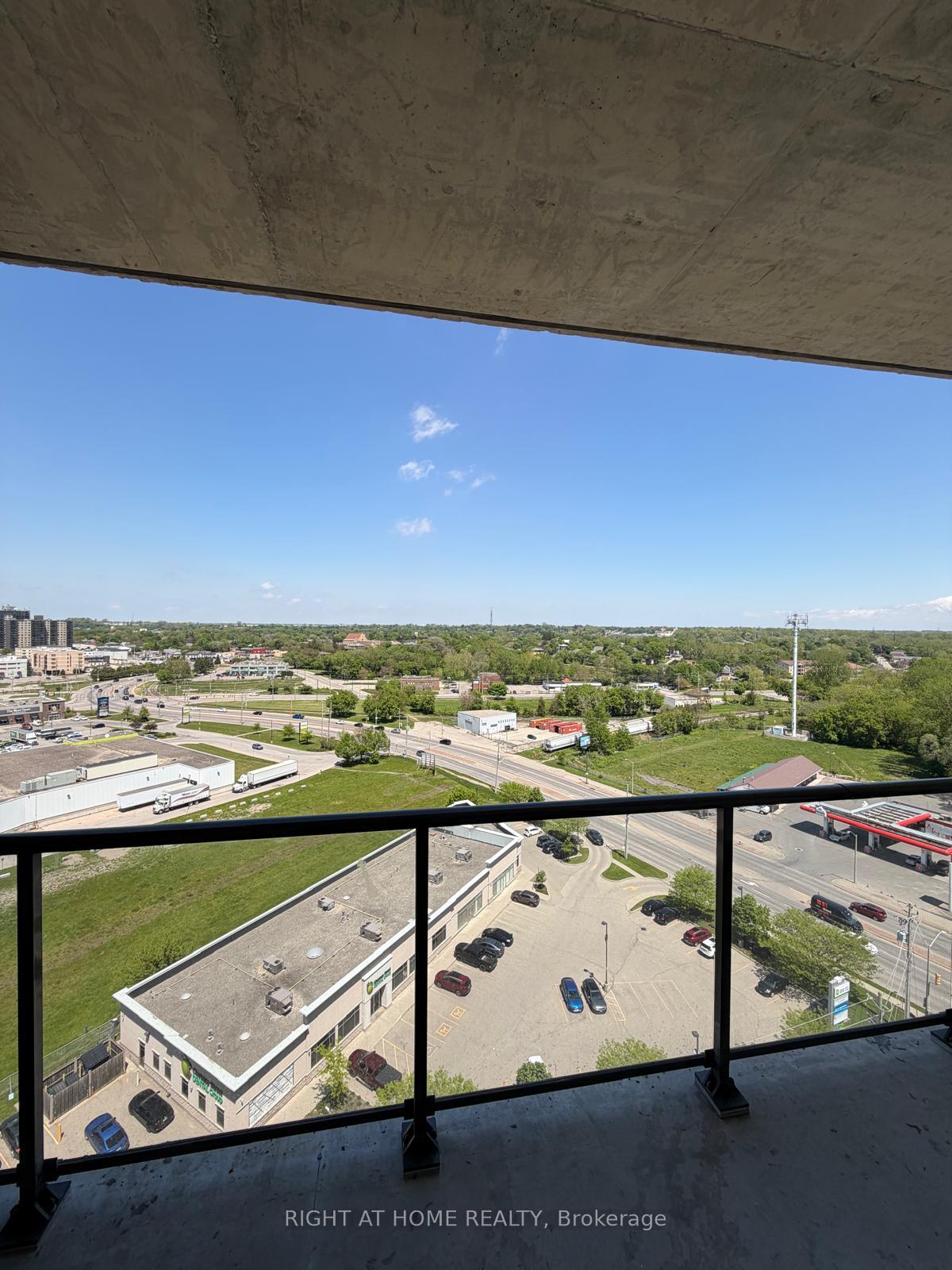 Photo 20 of Unit 1402, 33 Erie Avenue, Brantford, Eagle Place West — HOMEH