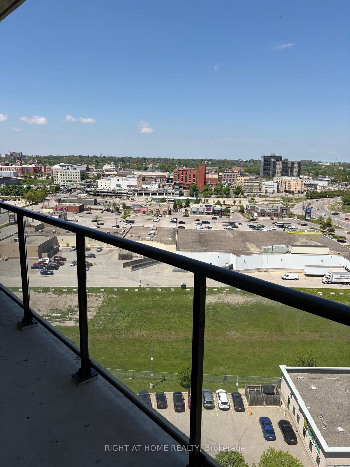 Photo 22 of Unit 1402, 33 Erie Avenue, Brantford, Eagle Place West — HOMEH