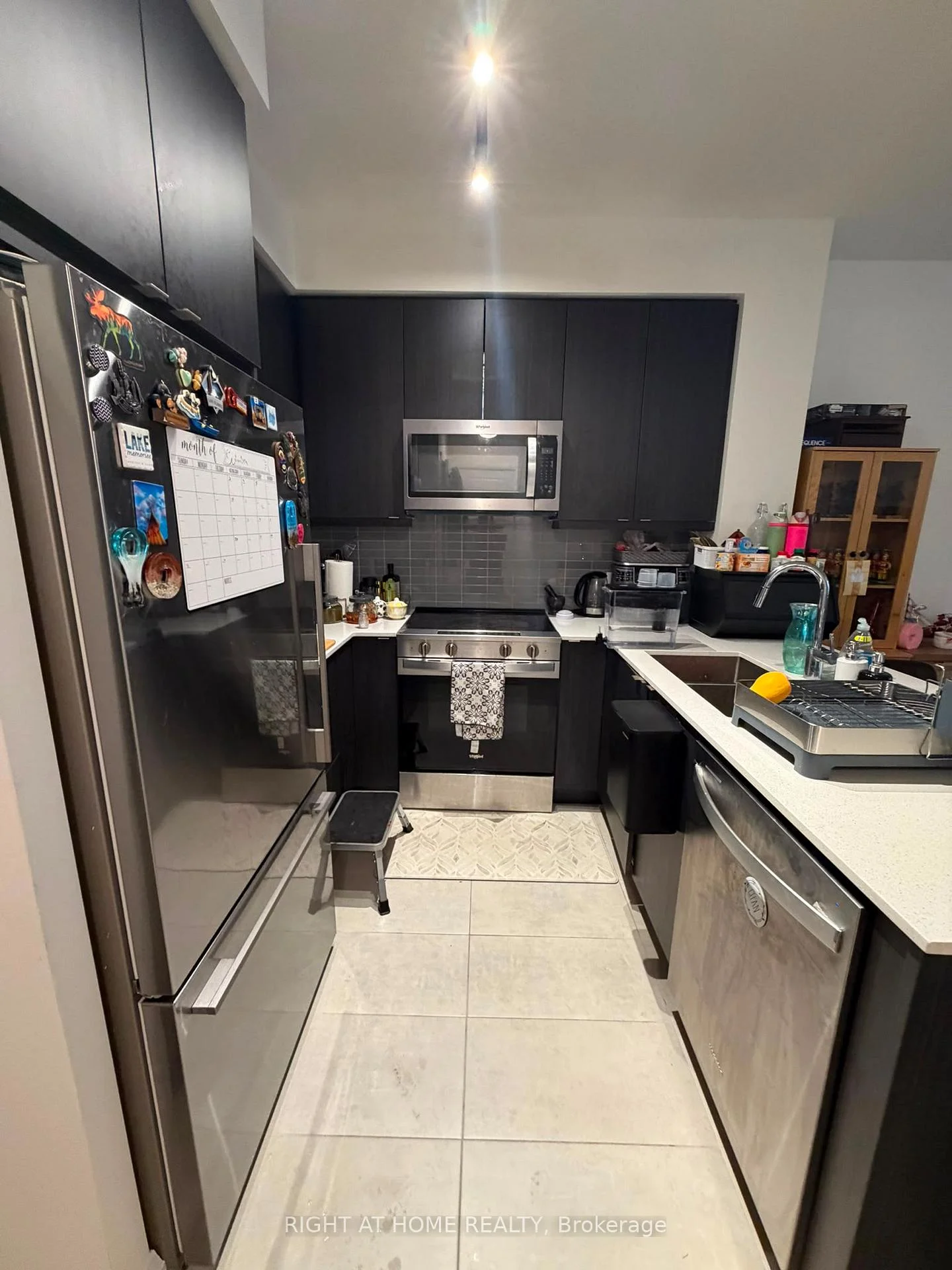 Photo 37 of Unit 1402, 33 Erie Avenue, Brantford, Eagle Place West — HOMEH