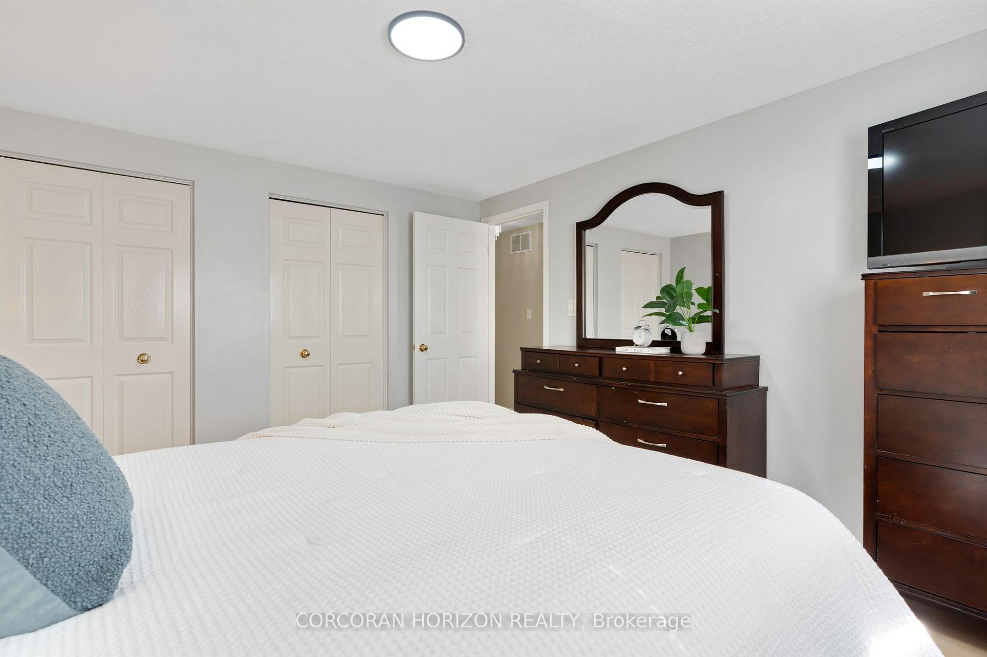 Photo 33 of 913 Copper Leaf Crescent, Kitchener, Trussler — HOMEH