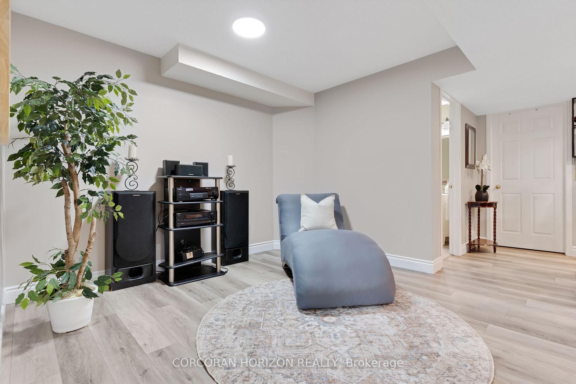 Photo 43 of 913 Copper Leaf Crescent, Kitchener, Trussler — HOMEH
