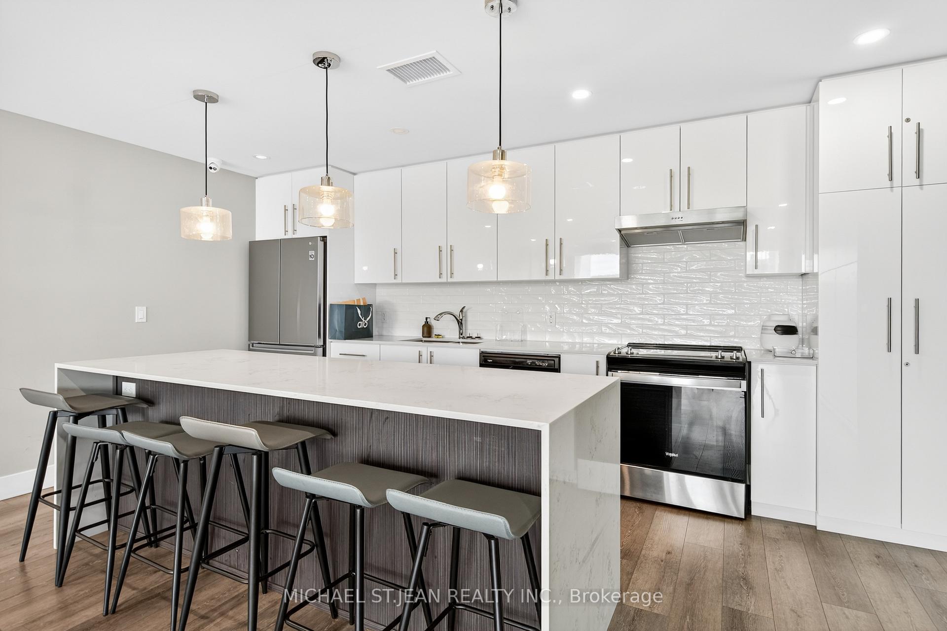 Photo 37 of Unit 1302, 15 Queen Street S, Hamilton, Central — HOMEH