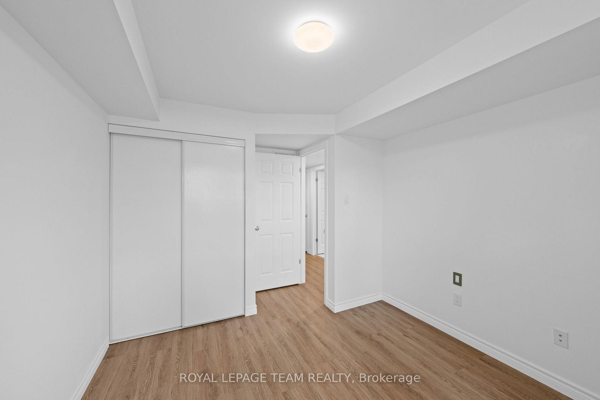Photo 33 of Unit 2, 313 Cresthaven Drive, Ottawa, Barrhaven East — HOMEH