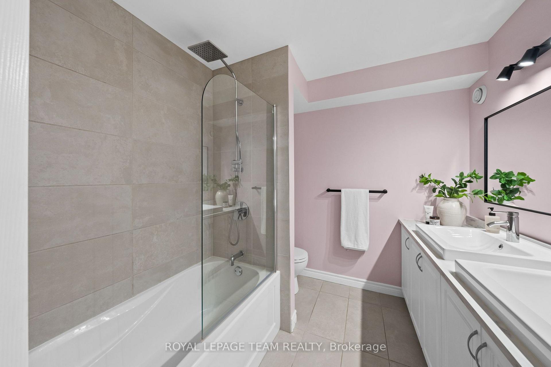 Photo 37 of Unit 2, 313 Cresthaven Drive, Ottawa, Barrhaven East — HOMEH