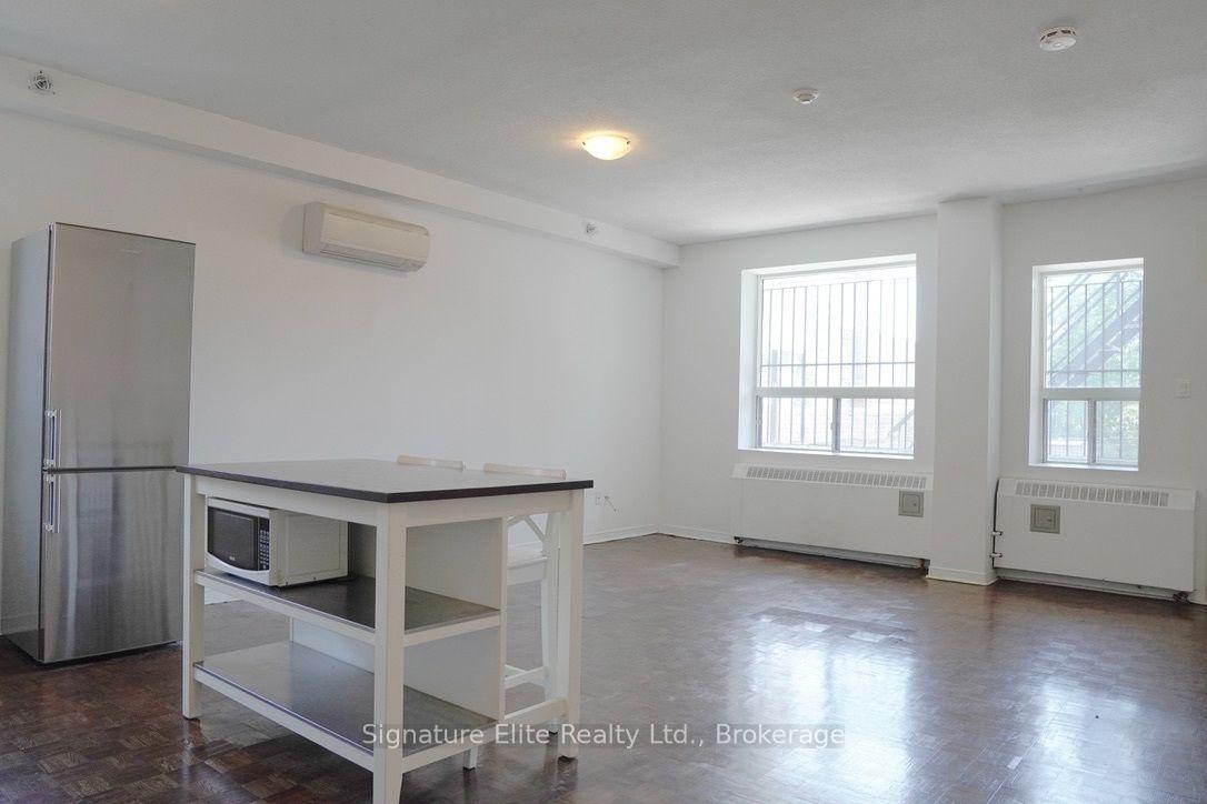 Photo 2 of Unit 2, 529 Danforth Avenue, Toronto, North Riverdale — HOMEH