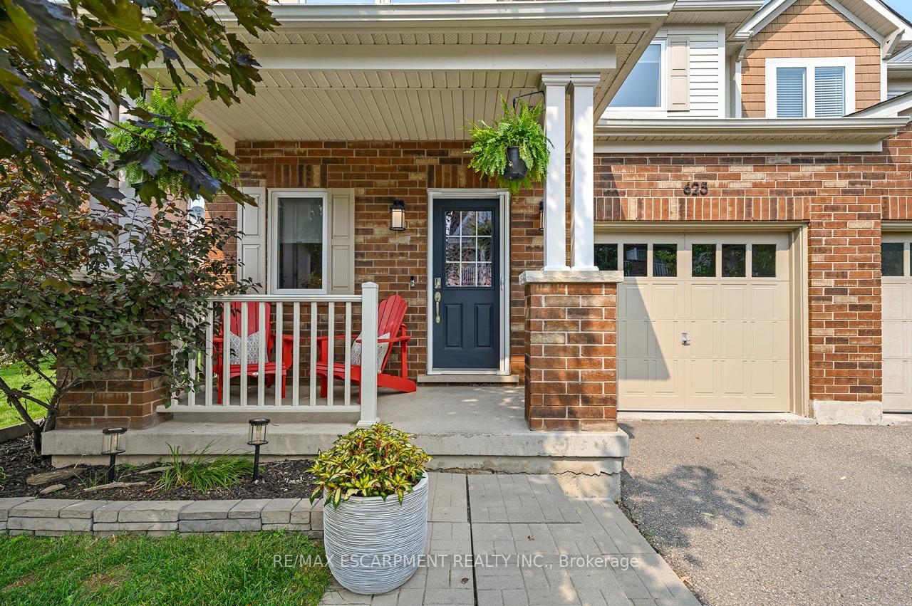 Photo 2 of 625 Gervais Terrace, Milton, Coates — HOMEH