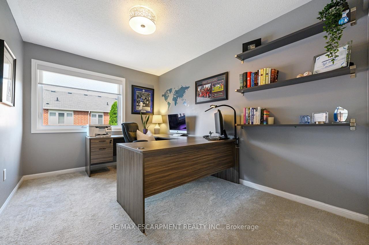 Photo 23 of 625 Gervais Terrace, Milton, Coates — HOMEH