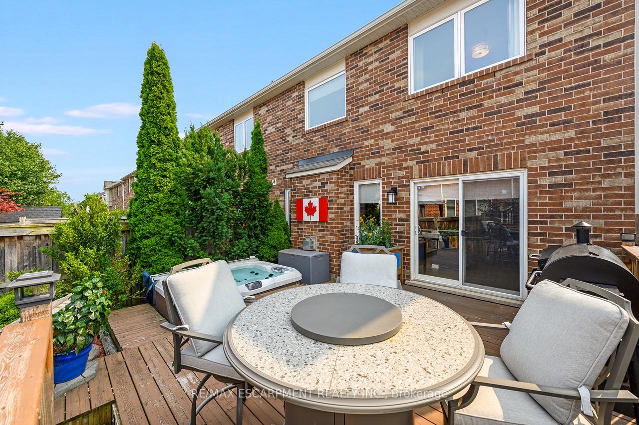 Photo 36 of 625 Gervais Terrace, Milton, Coates — HOMEH